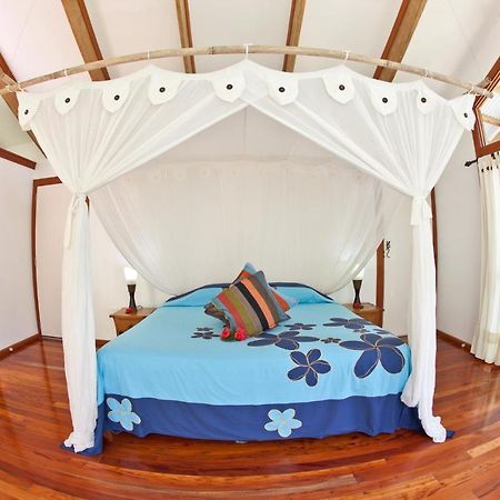 Matanivusi Beach Eco Resort Serua Exteriör bild